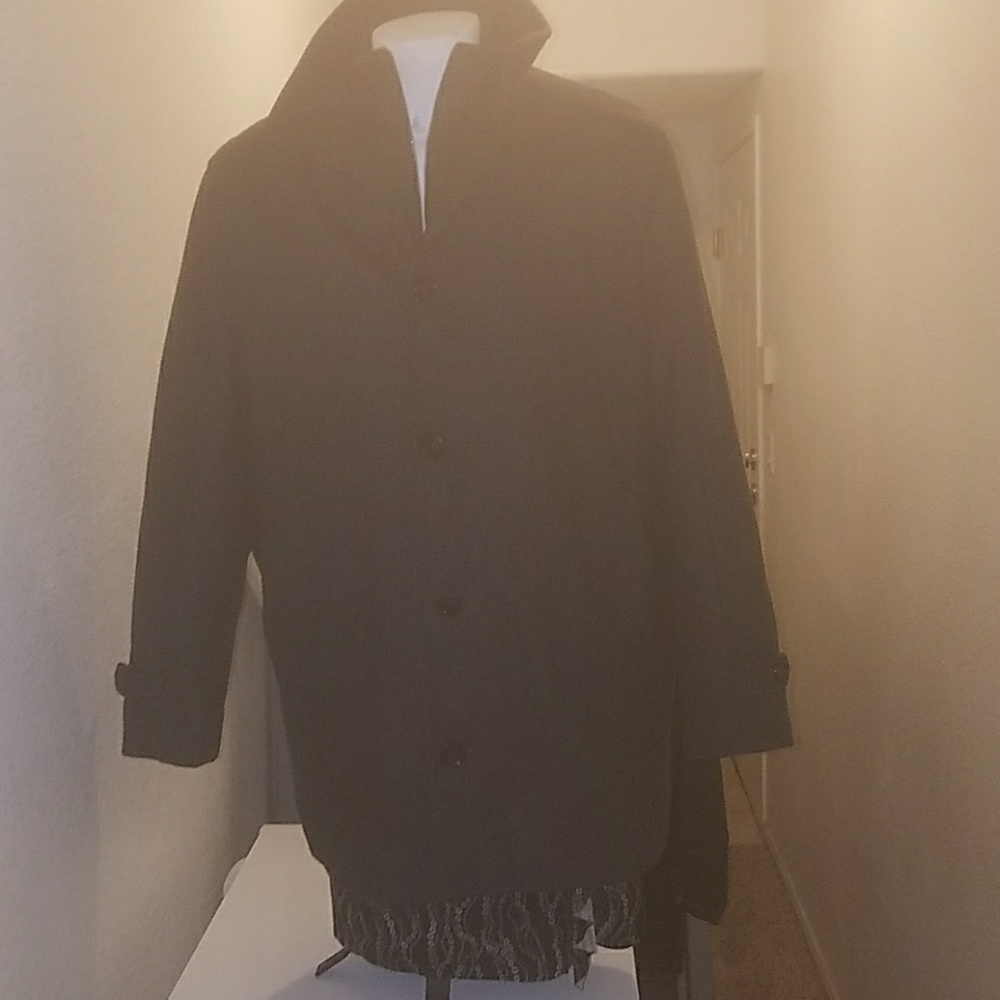 Coat - Picture 2 of 4